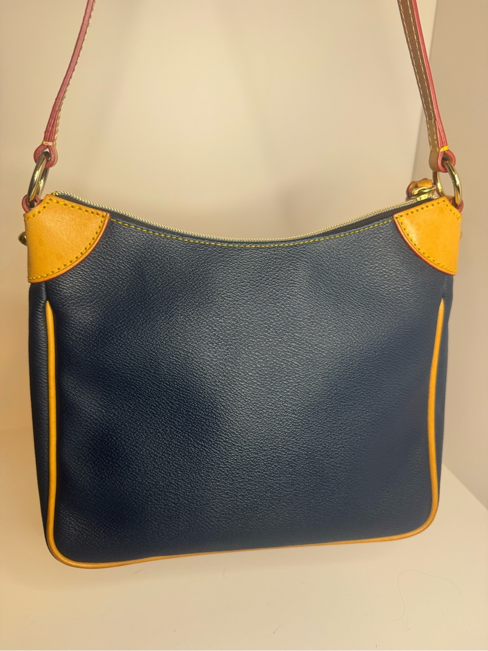 #368 Dooney & Bourke Kimberly Pebble Grain Small Shoulder Bag - Picture 4 of 17